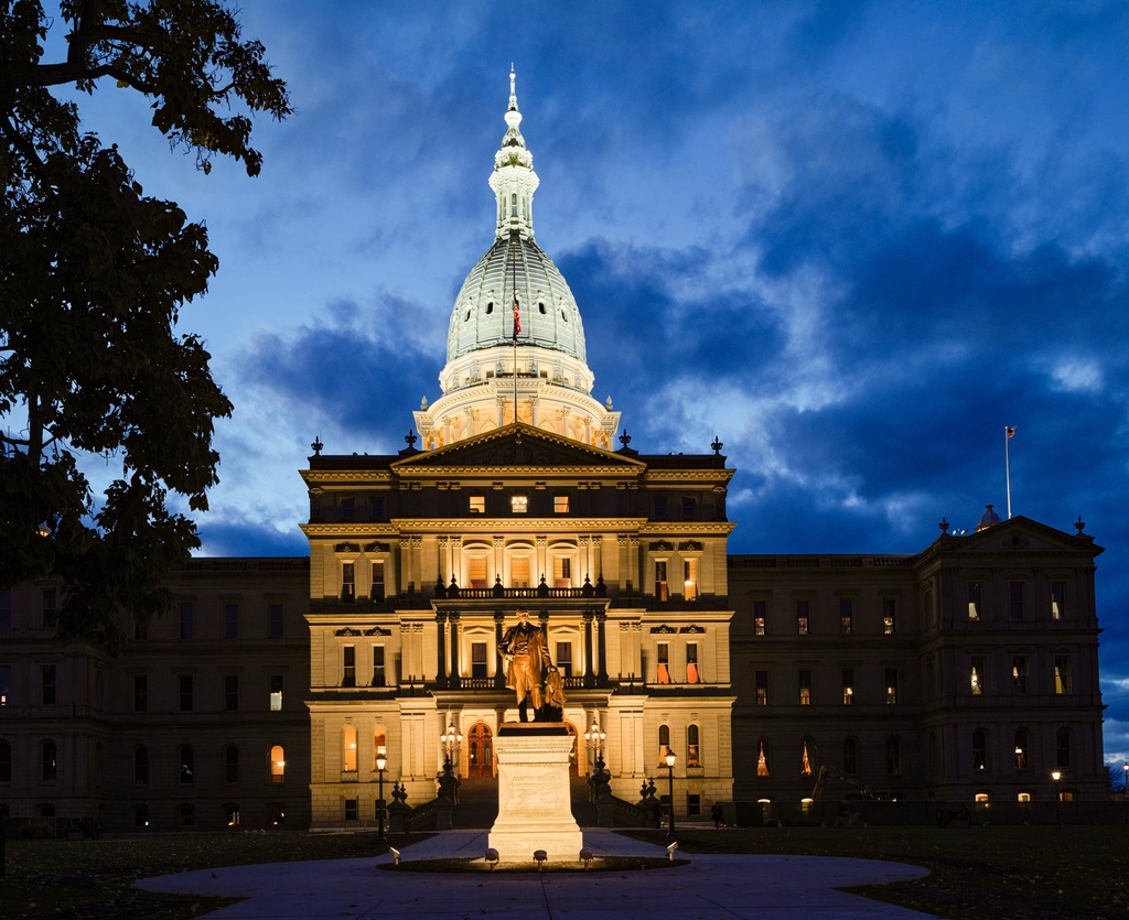 Michigan state capitol Lansing dusk